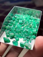 Discovering a 50.60ct Rough Emerald Lot from Swat - Image 10