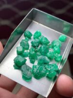 35.90 Carat Emerald Rough Lot from Swat - Image 2