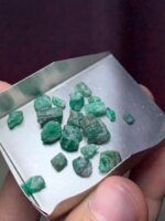 32.65 CT Swat Emerald Lot – Natural Rough Gemstones - Image 4