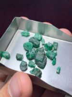 32.65 CT Swat Emerald Lot – Natural Rough Gemstones - Image 5
