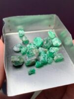 32.65 CT Swat Emerald Lot – Natural Rough Gemstones - Image 8