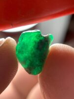 4.30 ct Swat Emerald Crystal – Natural Beauty from the Mountains of Pakistan - Image 13