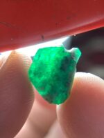 4.30 ct Swat Emerald Crystal – Natural Beauty from the Mountains of Pakistan - Image 8