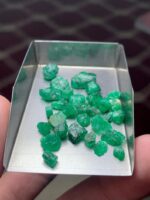 30.33ct Swat Emerald Rough Lot – Nature’s Green Masterpieces - Image 6