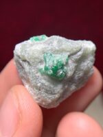 Natural Wonder: 60.20ct Swat Emerald Crystal with Impressive Depth - Image 3