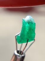3.42 Carat Swat Emerald Crystal: Subtle Charm in a Natural Form - Image 3