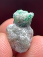 10.10ct Swat Emerald Specimen – A Small Gem with Big Character - Image 6