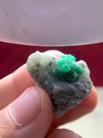 Raw & Radiant – 38.40-Carat Swat Emerald Specimen - Image 3