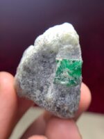 191.35ct Swat Emerald Specimen – A Rare and Powerful Natural Crystal - Image 5