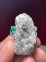 191.35ct Swat Emerald Specimen – A Rare and Powerful Natural Crystal - Image 9