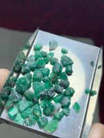 29.90ct Rough Emerald Lot – Vibrant Natural Crystals (7.85 × 7.28 × 6.11 mm) - Image 3