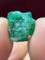 5.35ct Swat Emerald Crystal – Natural Green Gemstone from Pakistan - Image 5