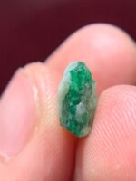 5.35ct Swat Emerald Crystal – Natural Green Gemstone from Pakistan - Image 6
