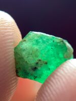 3.15ct Swat Emerald Rough – Natural Green Crystal with Strong Shape - Image 3