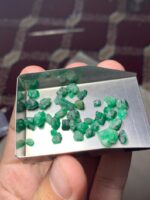 24.30ct Swat Emerald Rough: A Natural Treasure in Raw Form - Image 6