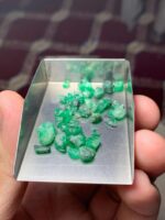 24.30ct Swat Emerald Rough: A Natural Treasure in Raw Form - Image 10