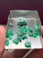 35.55ct Swat Emerald Rough Lot: Rich Green Crystals for Collectors & Lapidarists - Image 8