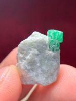 Vibrant Clarity: 16.05ct Emerald Specimen from Swat Valley - Image 9