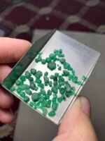 18.25 ct Swat Emerald Rough Lot – Natural Green Crystals from the “Emerald Valley” of Pakistan - Image 3
