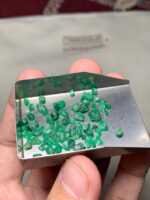 18.25 ct Swat Emerald Rough Lot – Natural Green Crystals from the “Emerald Valley” of Pakistan - Image 4