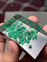 18.25 ct Swat Emerald Rough Lot – Natural Green Crystals from the “Emerald Valley” of Pakistan - Image 5