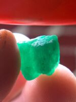 7.91 ct Natural Emerald Crystal from Swat Valley – Exceptional Depth and Compact Power - Image 5