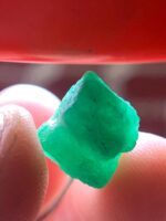 7.91 ct Natural Emerald Crystal from Swat Valley – Exceptional Depth and Compact Power - Image 6