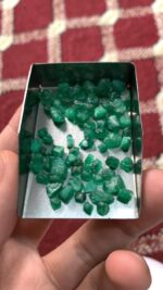 48 ct Natural Emerald Rough Lot from Swat - Image 2