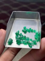 11 ct Emerald Rough Lot from Swat – Detailed Overview - Image 13