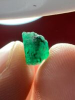 Deep Green Luxury: A 2.19ct Emerald Crystal from Swat Valley - Image 5