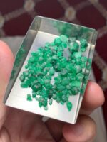 35.11 Carat Rough Emerald from Swat: A Natural Masterpiece in Green - Image 5