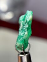 Slim & Striking: 4.515 ct Swat Emerald Crystal with Elegant Proportions - Image 9