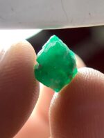 2.54ct The Majestic Swat Emerald - Image 2