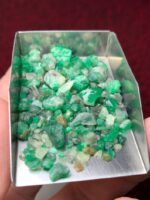 Earth’s Green Reserve: 57.90 ct Emerald Rough Lot from Laghman – Untouched Afghan Brilliance - Image 7