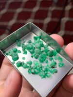 A Natural Treasure: 24.05-Carat Emerald Rough Lot from Swat Valley - Image 8