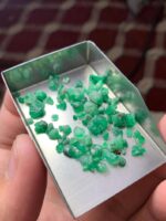 A Natural Treasure: 24.05-Carat Emerald Rough Lot from Swat Valley - Image 10