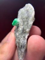 Natural Brilliance: 178.20 Carat Emerald Specimen from Swat Valley - Image 6