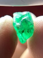 New Arrival: 2.81 ct Swat Emerald Crystal — Deep, Elegant, and Faceting-Ready - Image 3