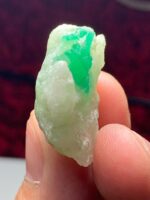 43.00ct Swat Emerald Specimen – Natural Crystal Form (25x21x14mm) - Image 7