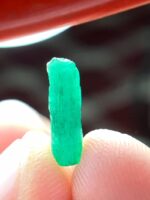 The Radiant Grace of a 1.70 ct Panjshir Emerald Crystal - Image 7