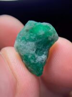 9.62ct Swat Emerald Crystal – Natural Gemstone, Pakistan - Image 4