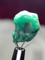 9.62ct Swat Emerald Crystal – Natural Gemstone, Pakistan - Image 6
