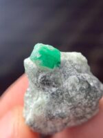 A Remarkable 40.53-Carat Swat Emerald Specimen — A Gem of Pure Presence - Image 5