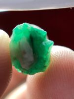 Natural Brilliance: A 3.41ct Emerald Crystal from Swat Valley - Image 8