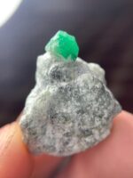 A Remarkable 40.53-Carat Swat Emerald Specimen — A Gem of Pure Presence - Image 9