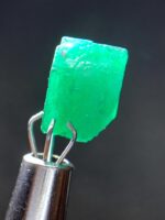 3.72ct Raw Emerald Crystal: Swat Valley Gemstone - Image 3