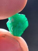 3.72ct Raw Emerald Crystal: Swat Valley Gemstone - Image 7