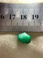 3.72ct Raw Emerald Crystal: Swat Valley Gemstone - Image 9