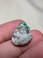 18.90ct Swat Emerald Specimen – Natural Green Crystal | 19.83 x 17.65 x 9.63 mm - Image 4