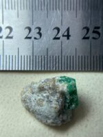 18.90ct Swat Emerald Specimen – Natural Green Crystal | 19.83 x 17.65 x 9.63 mm - Image 8